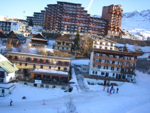 Alpe dHuez_town_lift_Per Henrik Brask